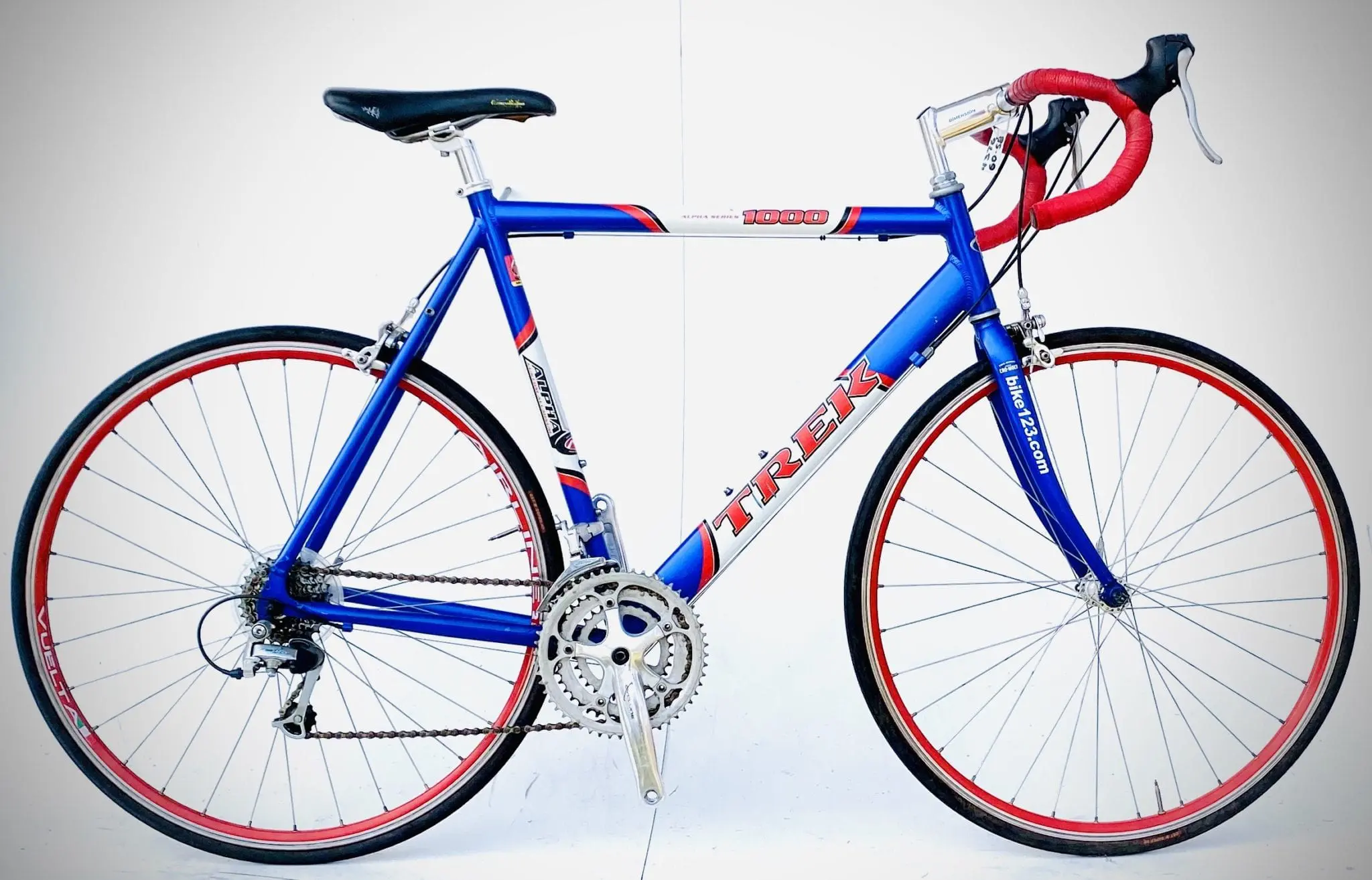 PRE-OWNED 1990s TREK 1000 ALPHA SERIES ROAD BIKE